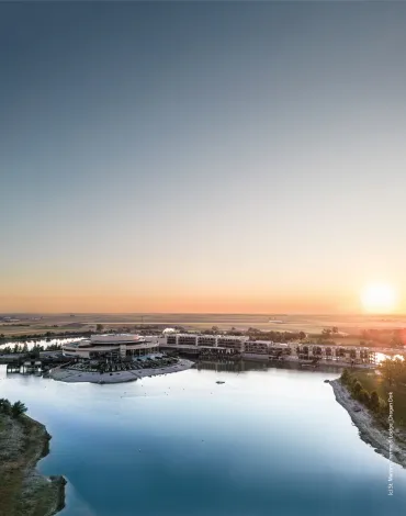 Aussenaufnahme Herbst (c) St. Martins Therme & Lodge_Dragan Dok_.jpg